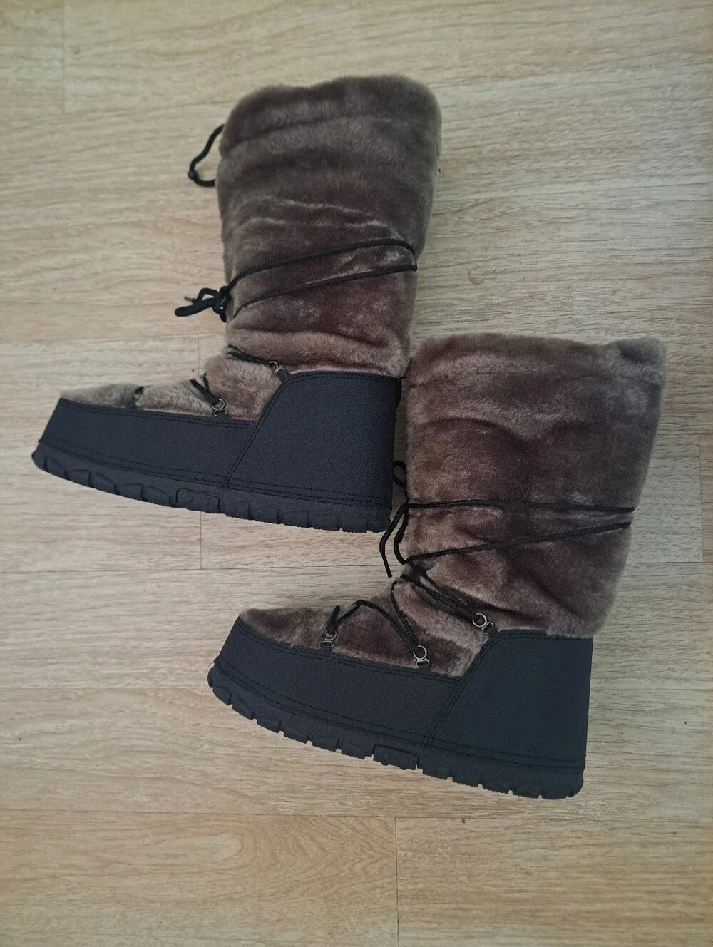 Khombu Brown Faux Fur Lace-Up Winter Boots